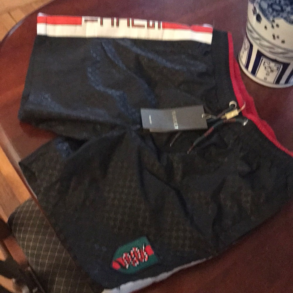 Men’s Medium Gucci Swim trunks